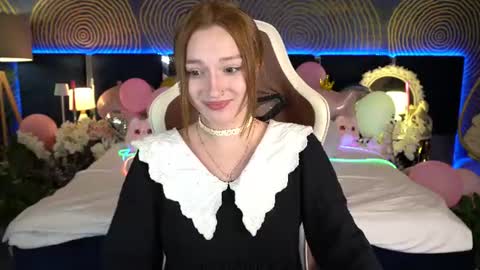 Snapshot of foxymayy chatting on July 6, 2026, 7:16 pm Maya online show from July 6, 2026, 7:16 pm