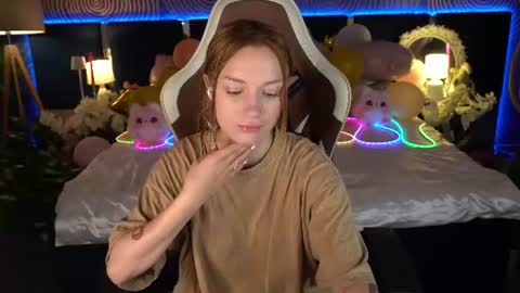Snapshot of foxymayy chatting on July 24, 2026, 1:20 pm Maya online show from July 24, 2026, 1:20 pm