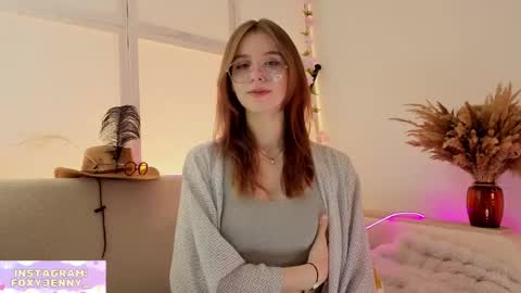 foxysecret_ online show from May 9, 2026, 7:08 pm