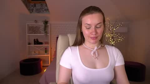 Kate online show from June 7, 2026, 8:01 pm