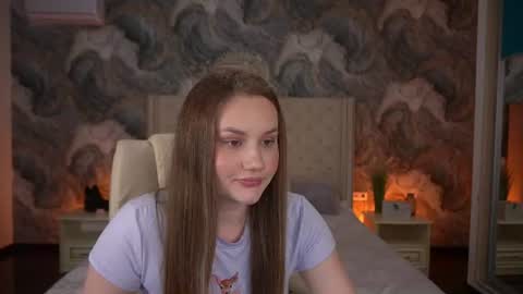 Kate online show from June 19, 2026, 8:56 pm