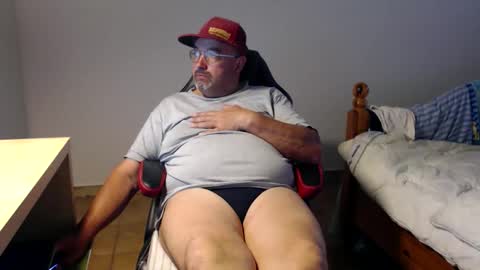 Fraboys online show from May 3, 2026, 1:17 pm