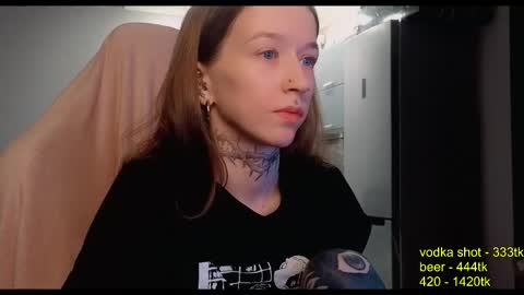 fran_bow online show from October 10, 2025, 8:13 am