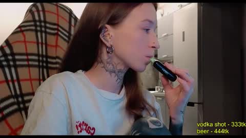 fran_bow online show from October 30, 2025, 5:20 am