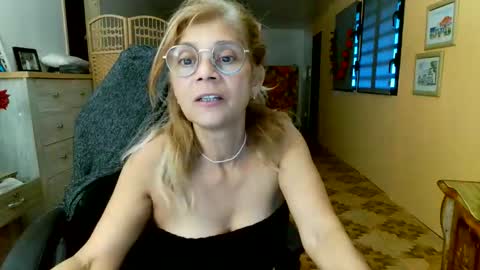 francelune online show from May 12, 2026, 1:08 pm