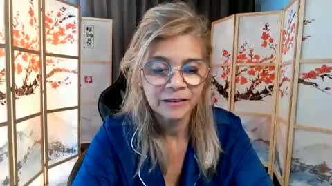 francelune online show from June 9, 2026, 2:17 pm