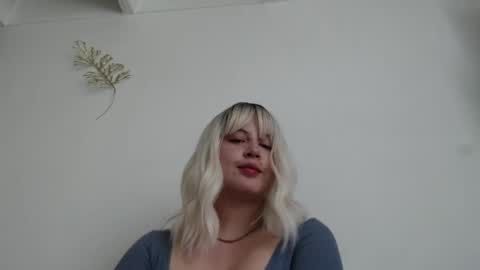 Francesca online show from February 18, 2025, 9:31 pm