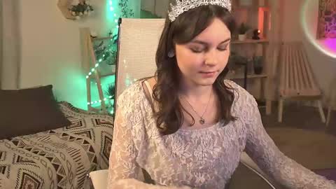 Francesca online show from May 2, 2026, 6:18 am