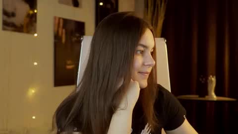 Snapshot of francescacavaliere chatting on June 19, 2026, 12:53 pm Francesca online show from June 19, 2026, 12:53 pm