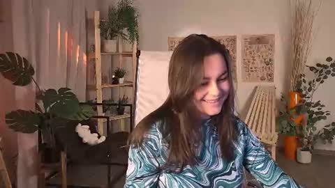 Snapshot of francescacavaliere chatting on July 2, 2026, 12:11 pm Francesca online show from July 2, 2026, 12:11 pm