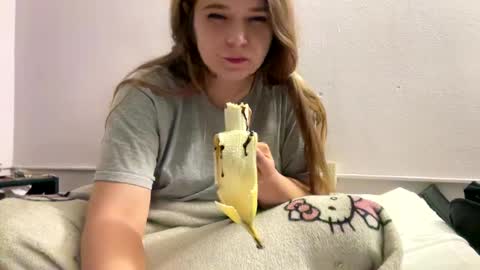 Snapshot of francescafey chatting on September 20, 2025, 8:15 am francescafey online show from September 20, 2025, 8:15 am