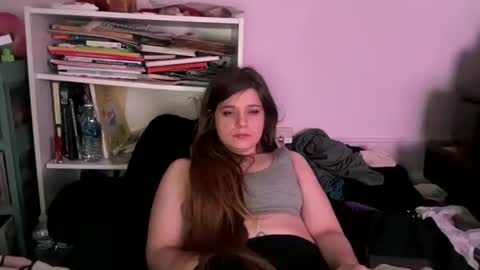 francescafey online show from January 5, 2026, 6:33 pm