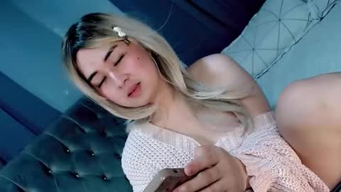 LOVE online show from May 4, 2026, 5:53 pm