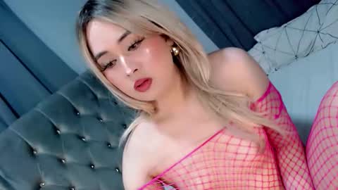 LOVE online show from May 9, 2026, 9:14 am