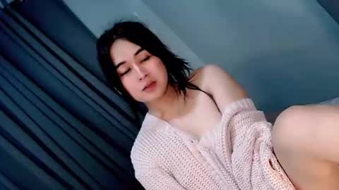 LOVE online show from May 21, 2026, 2:13 pm