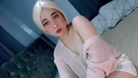 LOVE online show from July 27, 2026, 9:38 am