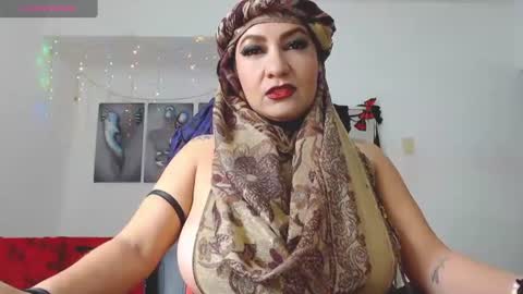 franchesca lussuria online show from August 1, 2026, 2:33 am