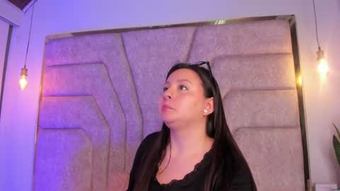 Snapshot of francheska121 chatting on August 3, 2026, 7:06 pm francheska121 online show from August 3, 2026, 7:06 pm