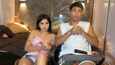 Snapshot of francheska_baby chatting on October 19, 2025, 1:01 pm Dynamic roles online show from October 19, 2025, 1:01 pm