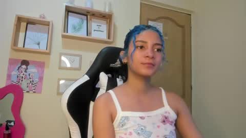 Snapshot of franchezcaa chatting on June 9, 2026, 5:13 pm franchezcaa online show from June 9, 2026, 5:13 pm