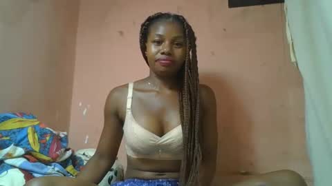 Snapshot of franciefrancie chatting on March 9, 2025, 11:35 pm francilla online show from March 9, 2025, 11:35 pm