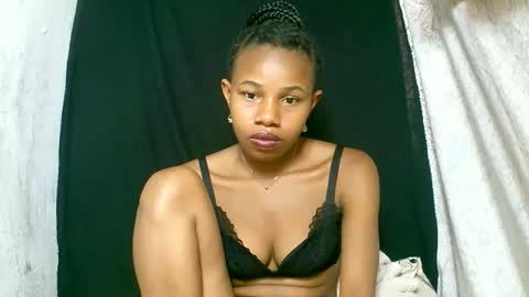 Snapshot of franciefrancie chatting on September 26, 2025, 1:26 pm francilla online show from September 26, 2025, 1:26 pm