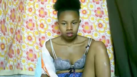 Snapshot of franciefrancie chatting on September 27, 2025, 10:09 am francilla online show from September 27, 2025, 10:09 am