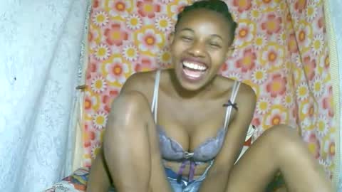 Snapshot of franciefrancie chatting on October 16, 2025, 10:16 am francilla online show from October 16, 2025, 10:16 am