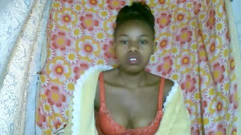 Snapshot of franciefrancie chatting on October 23, 2025, 4:23 am francilla online show from October 23, 2025, 4:23 am