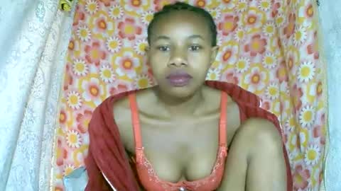 Snapshot of franciefrancie chatting on November 6, 2025, 2:56 am francilla online show from November 6, 2025, 2:56 am