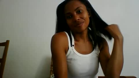 Snapshot of francine1507 chatting on April 23, 2026, 8:02 am francine1507 online show from April 23, 2026, 8:02 am