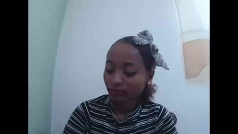 Snapshot of francine925426 chatting on May 22, 2026, 4:41 am francine925426 online show from May 22, 2026, 4:41 am