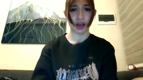 Snapshot of francine_moore chatting on January 28, 2025, 1:38 pm Francine online show from January 28, 2025, 1:38 pm