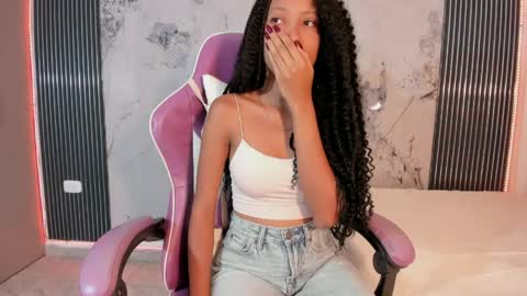Laura online show from April 28, 2026, 7:30 pm