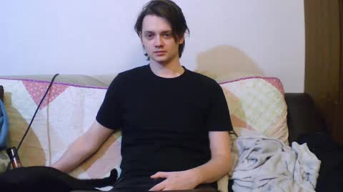 Snapshot of francisgray chatting on April 6, 2026, 4:08 pm Frank online show from April 6, 2026, 4:08 pm