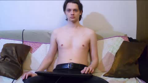 Snapshot of francisgray chatting on April 12, 2026, 3:50 pm Frank online show from April 12, 2026, 3:50 pm