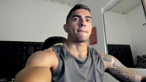 Snapshot of franco_ruiz_ chatting on December 31, 2024, 1:47 am franco online show from December 31, 2024, 1:47 am