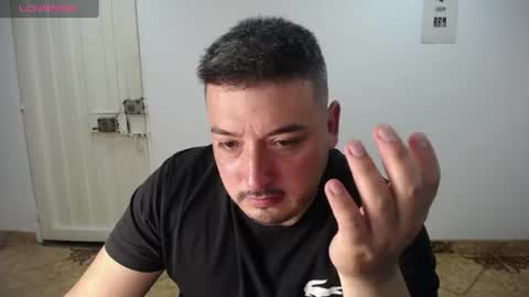 Snapshot of francoisroy chatting on June 10, 2026, 1:50 am Juan online show from June 10, 2026, 1:50 am
