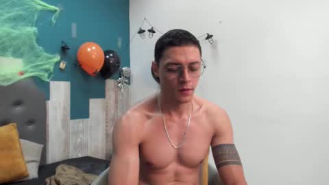 Frank online show from November 4, 2025, 7:02 pm