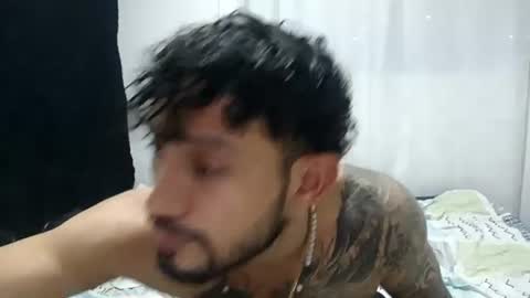 frankdanielsmolano online show from July 17, 2026, 3:24 am