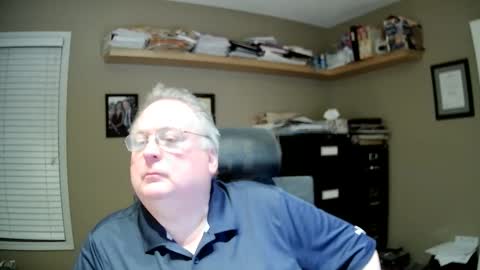 Snapshot of frankie6207 chatting on November 2, 2025, 6:27 am frankie6207 online show from November 2, 2025, 6:27 am