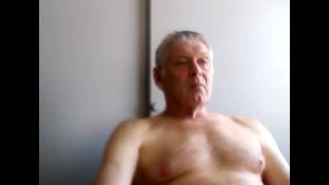 Snapshot of frannkboy61 chatting on May 26, 2026, 4:14 pm frannkboy61 online show from May 26, 2026, 4:14 pm