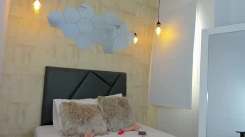 Fransheska online show from February 27, 2025, 10:20 pm