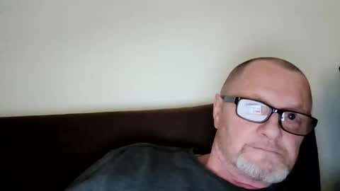 Wolfi online show from February 27, 2026, 9:31 am