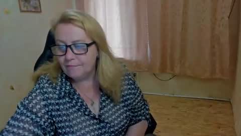 Snapshot of fraumartha chatting on July 3, 2026, 12:55 pm FrauMartha online show from July 3, 2026, 12:55 pm