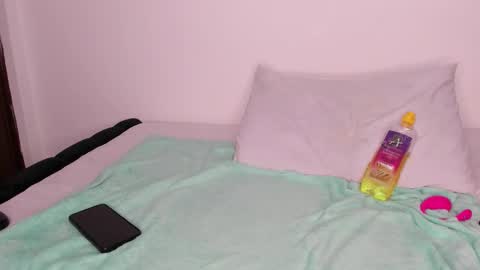 Snapshot of freaky_kandy chatting on September 23, 2025, 9:51 pm Kandy online show from September 23, 2025, 9:51 pm