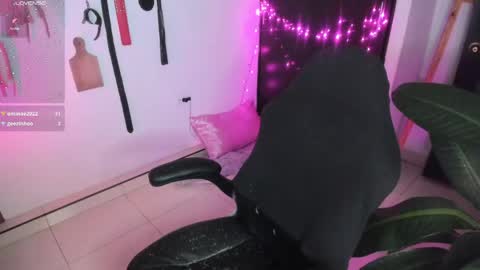 Lia Gomez online show from May 19, 2026, 1:56 am