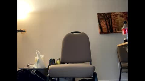 Snapshot of freakybubba chatting on December 28, 2024, 8:25 pm Freakybubba online show from December 28, 2024, 8:25 pm