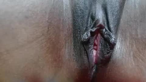 freakycoco1 online show from April 27, 2026, 3:43 pm