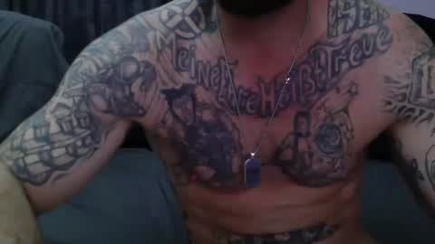 Freakyirishcple online show from December 15, 2024, 6:40 am